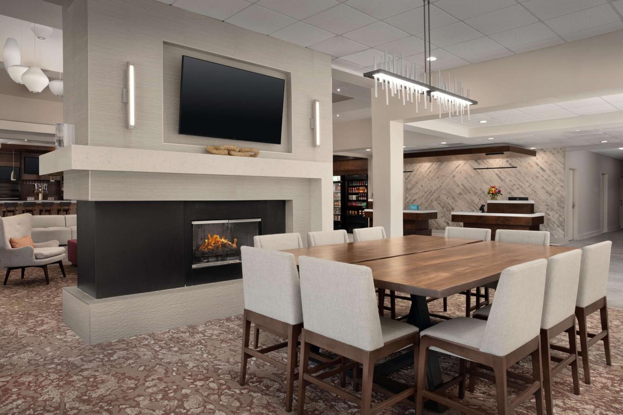 Hilton Garden Philadelphia-fort Washington Hotel 3*